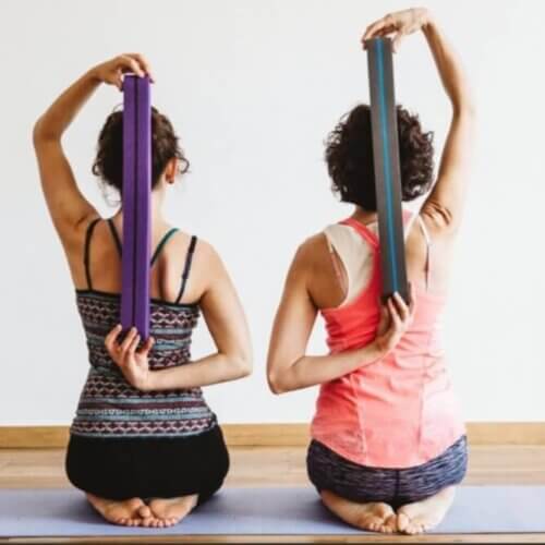 problemen pijn rug nek schouders yogaleerling oefening